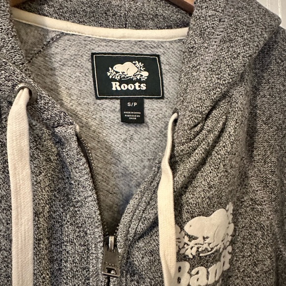 Small Roots sweatshirt from Banff - Picture 3 of 4